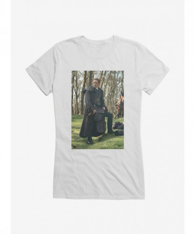 Outlander Pose Girls Junior T-Shirt